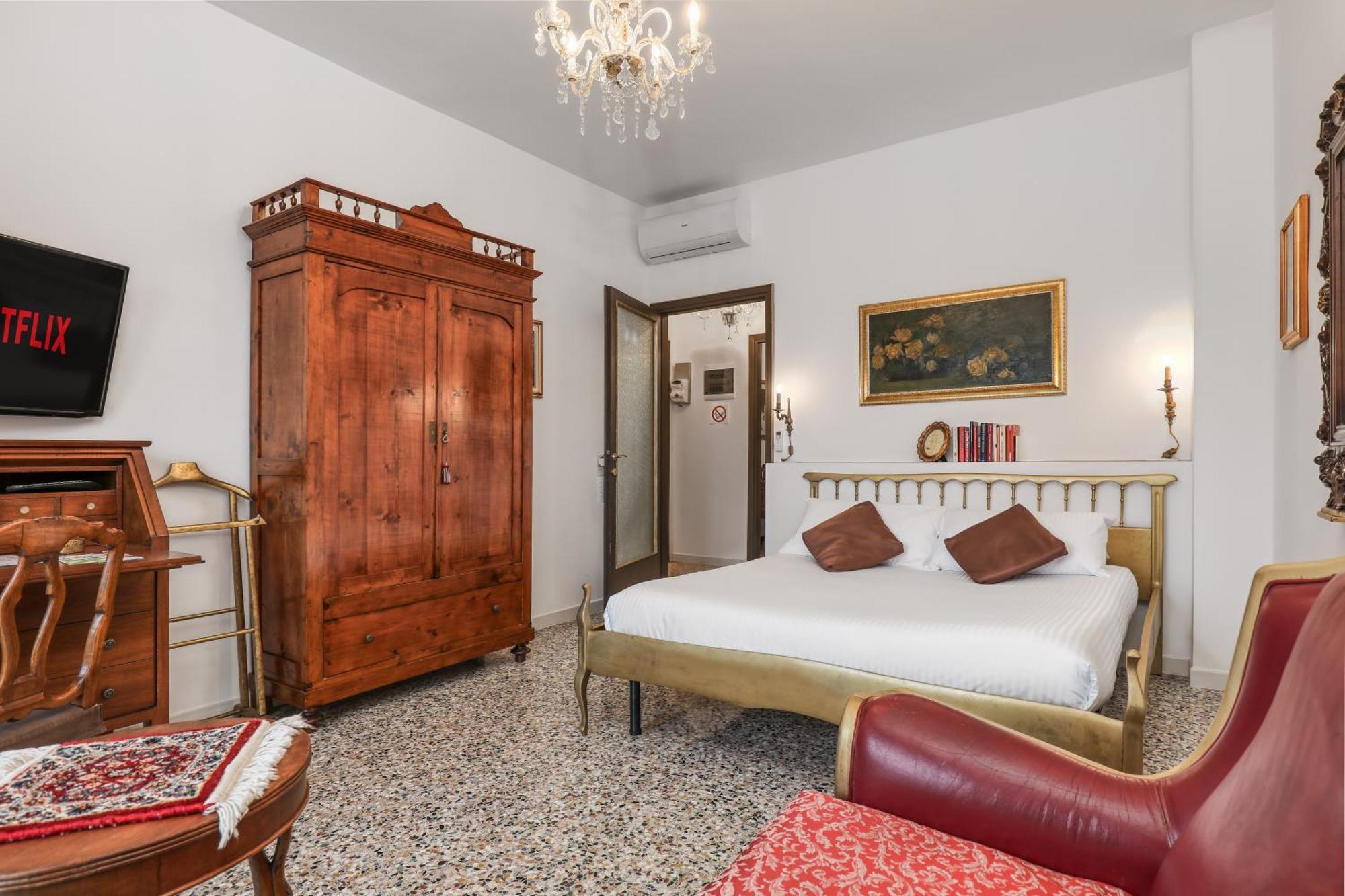 Suite Angolo Alla Stazione - Appartamento Con Terrazzo Panoramico Pavia Dış mekan fotoğraf