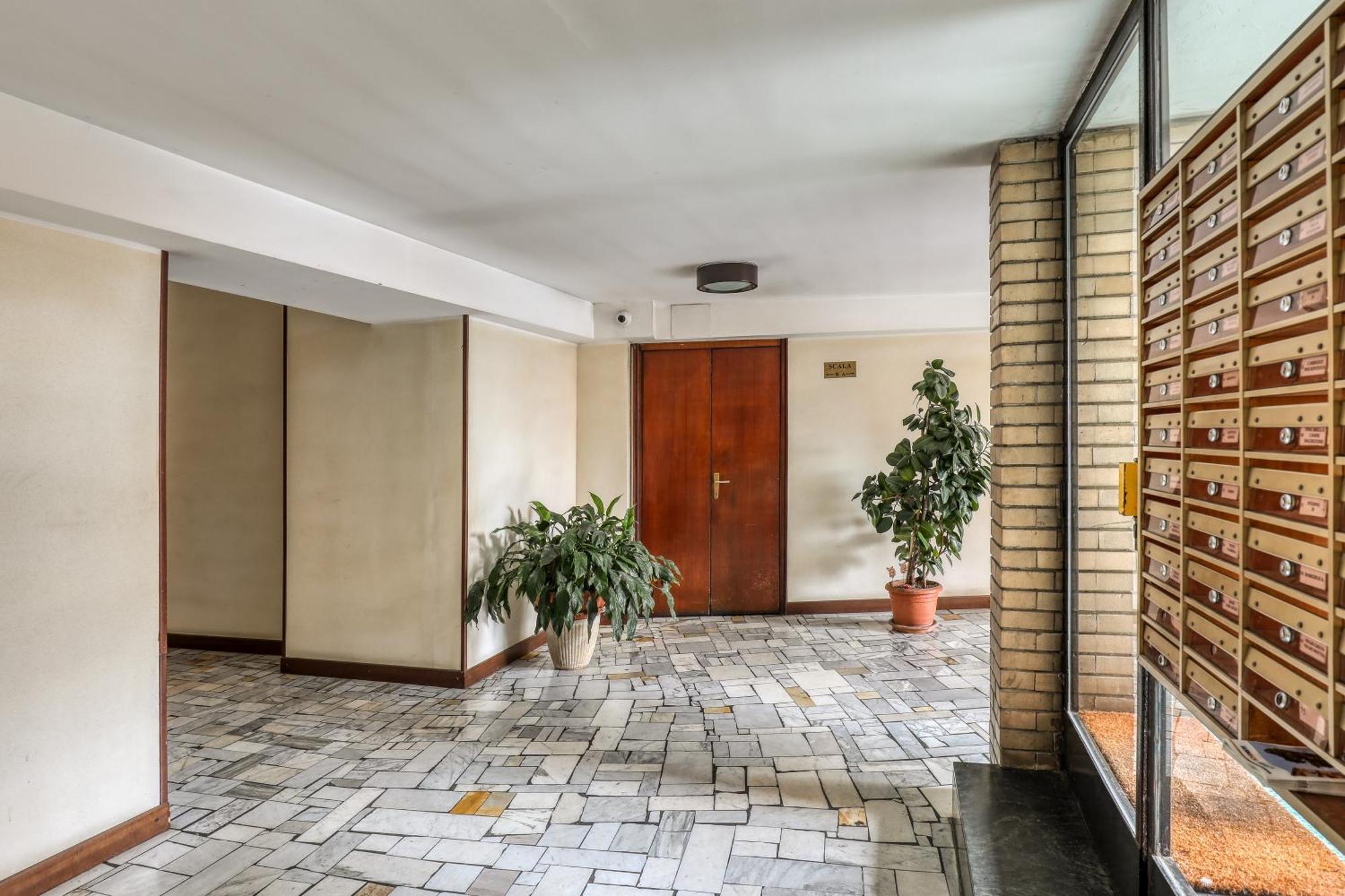 Suite Angolo Alla Stazione - Appartamento Con Terrazzo Panoramico Pavia Dış mekan fotoğraf